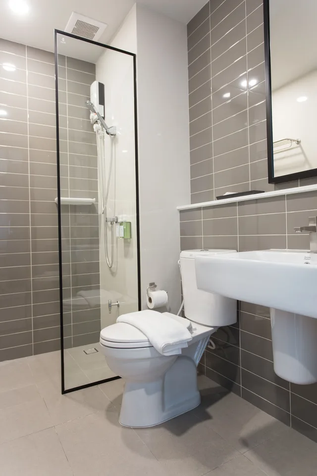 غرفة قياسية بسرير كينج، The Journey Hotel Bangna 4/4