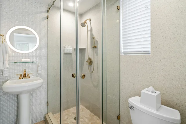 Courtyard, King Bed، Cardozo South Beach 5/6