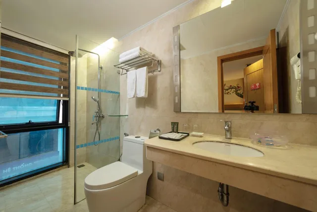 جناح، Halo Hanoi Hotel (ex Dai Duong Hotel 3) 8/10