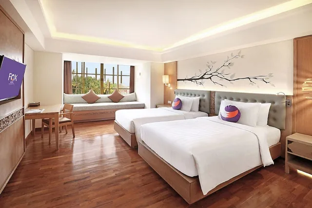 Deluxe Room Shower, Fox Hotel Jimbaran Beach Bali 5/9