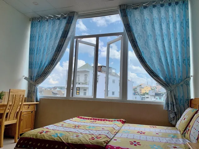 شقة متصلة ديلوكس بسريرين كوين بإطلالة على المدينة بغرفة نوم واحدة، Hoang Nguyen Hotel 2/4