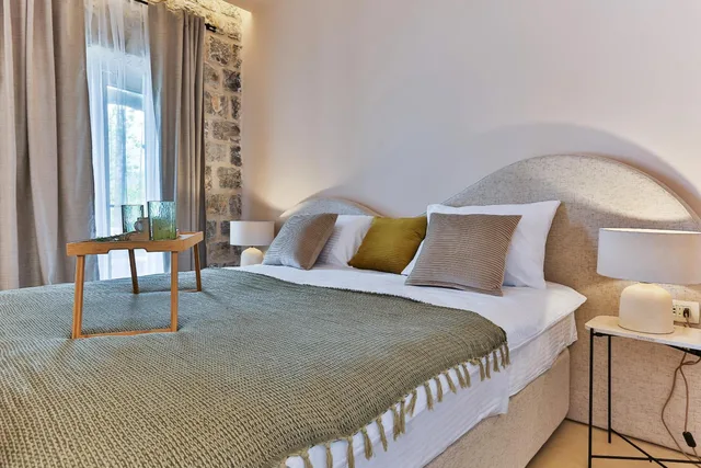 جناح جونيور بإطلالة على المسبح، Boutique Hotel Ruzmarin SPA & Garden 1/8