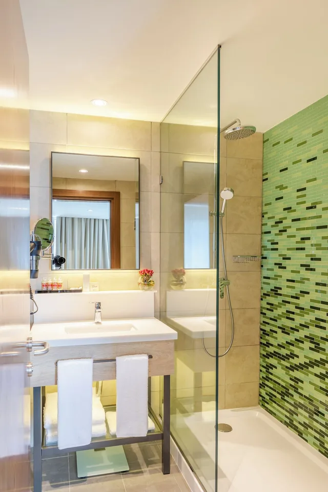 غرفة عائلية بسرير كينج بشرفة، Lankaran Springs Wellness Resort 3/3