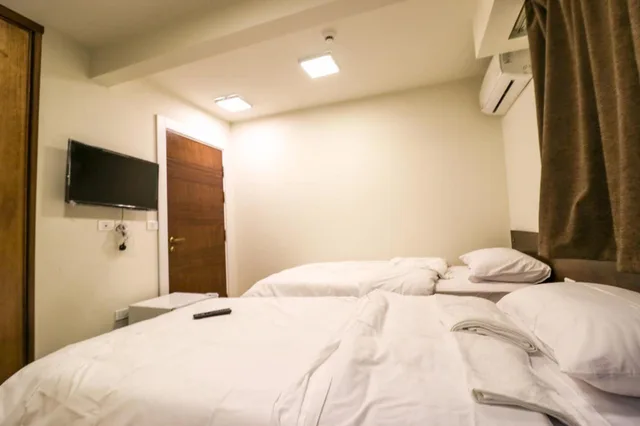 غرفة كلاسيكية بسريرين منفصلين، Miramar Downtown Hotel 1/2