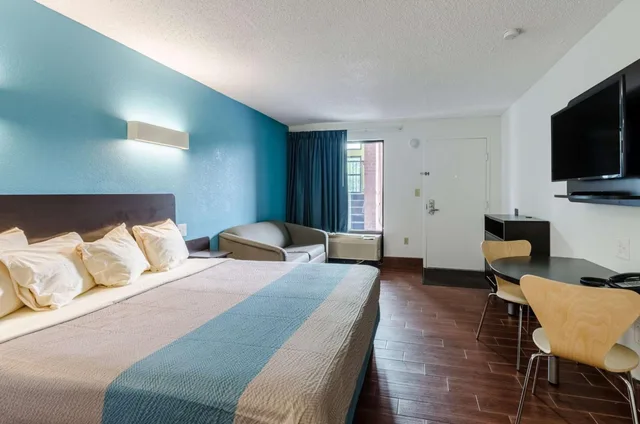 غرفة ديلوكس بسرير مزدوج، Motel6 Lexington, VA 1/10