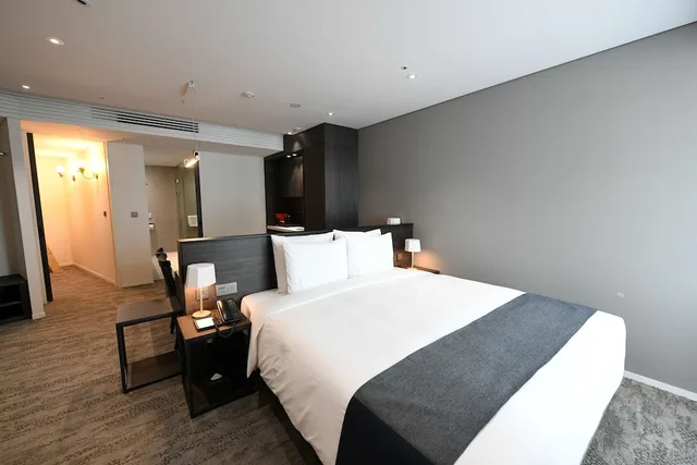 غرفة عائلية بسرير كينج وسرير بطابقين، Orakai Daehakro Hotel BW Signature Collection 1/2