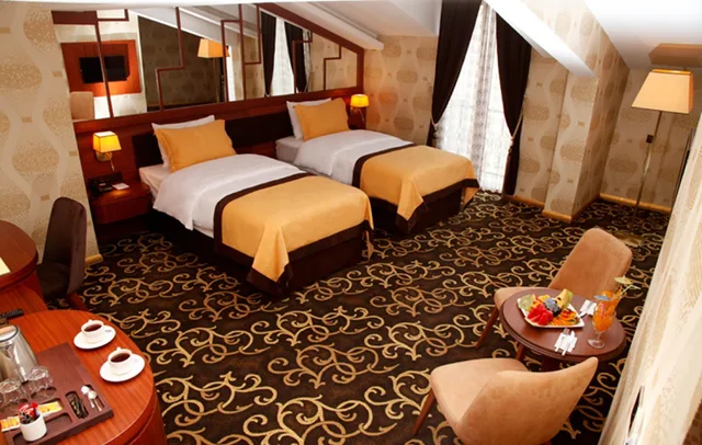 غرفة قياسية ثلاثية بسرير كينج، Grand Vuslat Hotel 1/1
