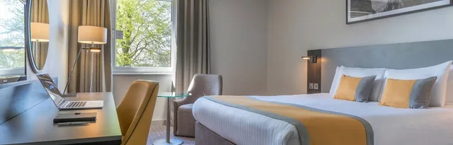 غرفة قياسية بسرير كوين، Maldron Hotel Belfast International Airport 4/8