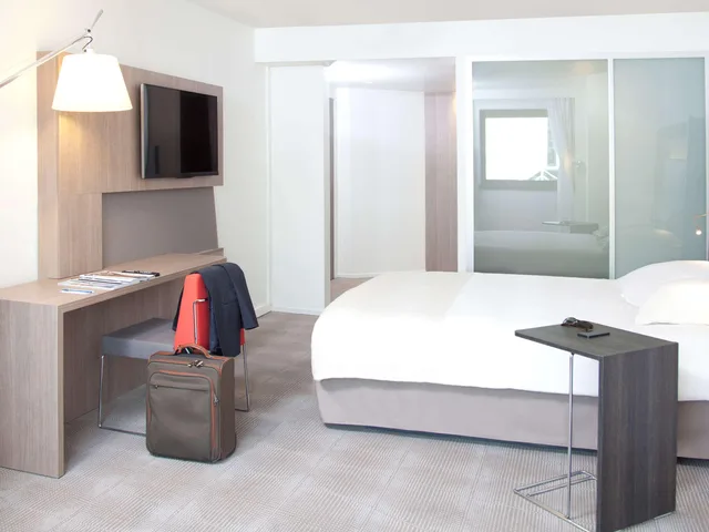 غرفة تنفيذية مزدوجة، Renea Hotel 1/3