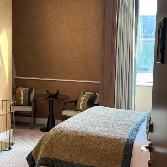 غرفة سيغنتشر بسرير كينج، The Parkgate Hotel 2/4