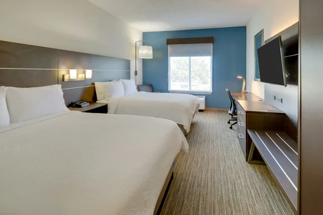 جناح بسريرين كوين مع أريكة، Holiday Inn Express Hotel And Suites Gadsden W Near Attalla 3/10