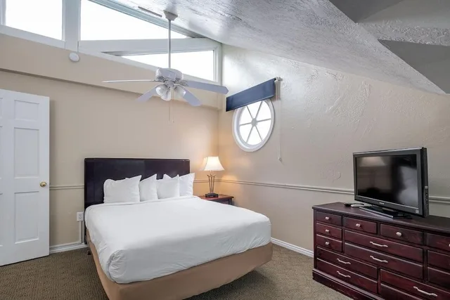 3 Bedrooms, 2 Bathrooms، Lift Lodge Resort 1/1