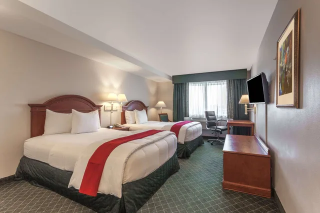 غرفة قياسية بسريرين كوين، Baymont By Wyndham Bellingham 1/10