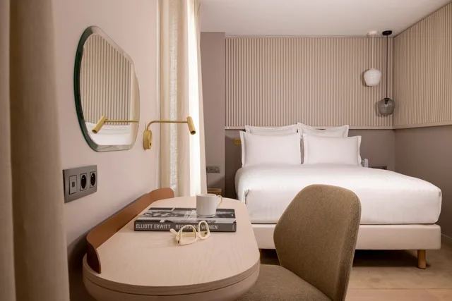 غرفة ديلوكس بشرفة، Hotel Beige (ex. Hotel Plaza Opera) 3/8