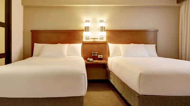 Room, Multiple Beds، Sonesta Select Atlanta Duluth 1/6