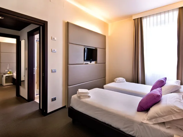 غرفة سوبيريور ثلاثية، HOTEL CENACOLO(formerly Ora Hotel Cenacolo) 1/3