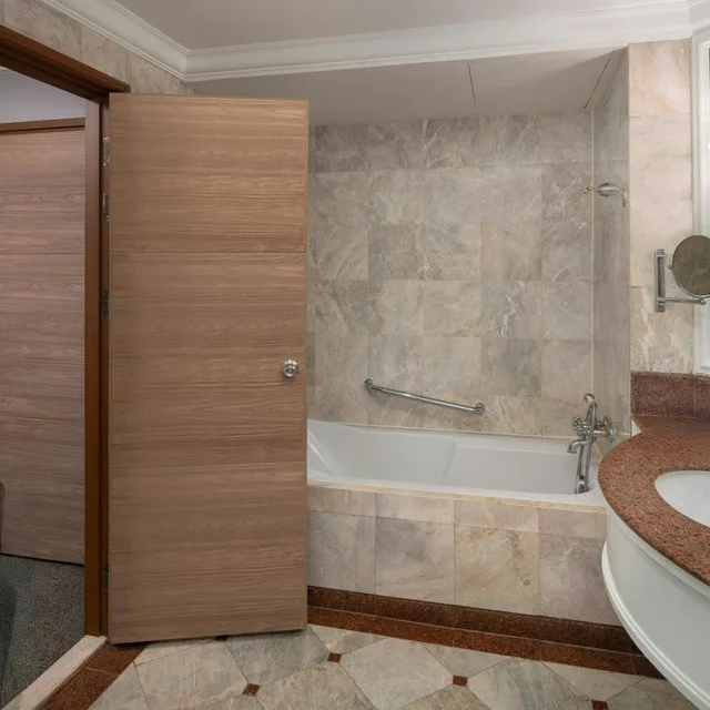 جناح تنفيذي تنفيذي بغرفة نوم واحدة مع دخول الصالة، Jubilee Prestige Hotel Ratchadapisek 3/3