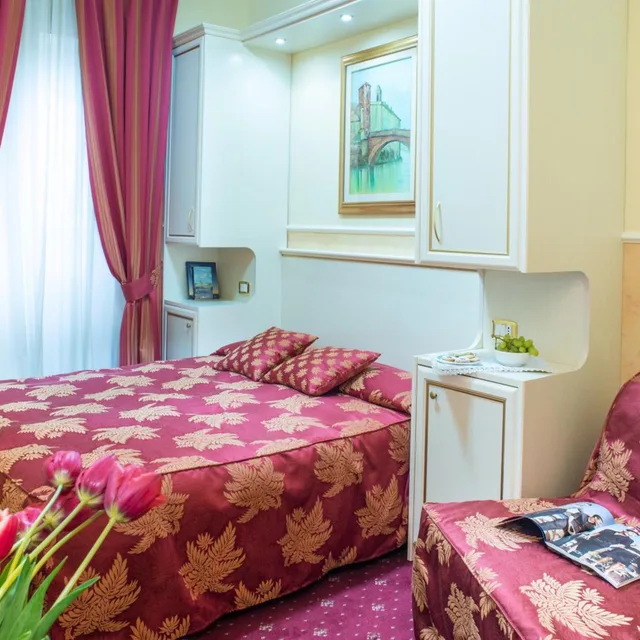 Triple room, Anfiteatro Flavio 1/8