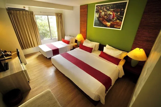 غرفة جونيور عائلية بسرير كينج وسرير فردي، Villa Cha Cha Banglumphu 4/8