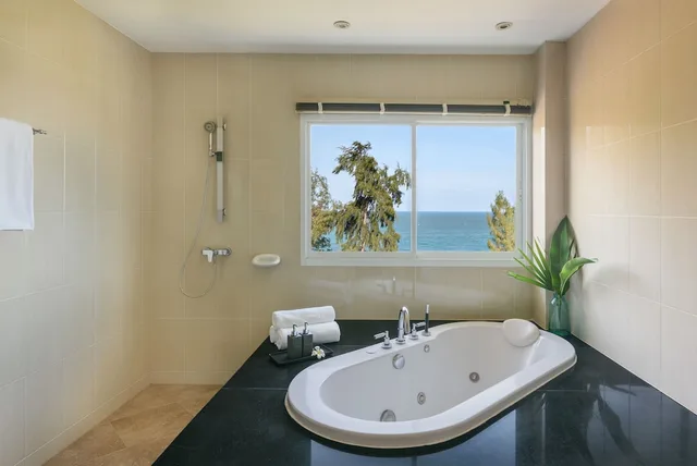 1 Bedroom, Suite, King Bed, Sea Pine View، Seapine Beach Golf and Resort Hua Hin 2/2