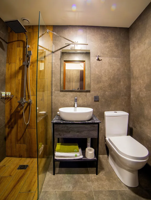 غرفة قياسية بسرير كينج بشرفة، Median Hotel City Center Yerevan 6/8