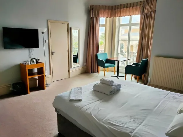 غرفة سوبيريور بسرير مزدوج، Carlton Hotel 3/5