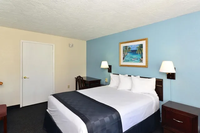 غرفة بسرير كوين لذوي الإعاقة، Americas Best Value Inn Bradenton Sarasota 1/4