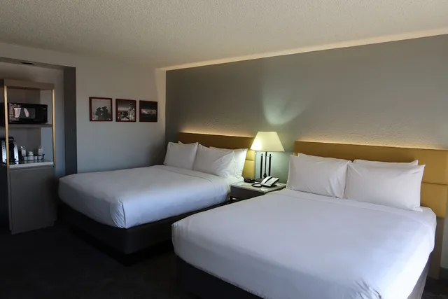 غرفة قياسية بسريرين كوين، GreenTree Hotel Phoenix West 1/9