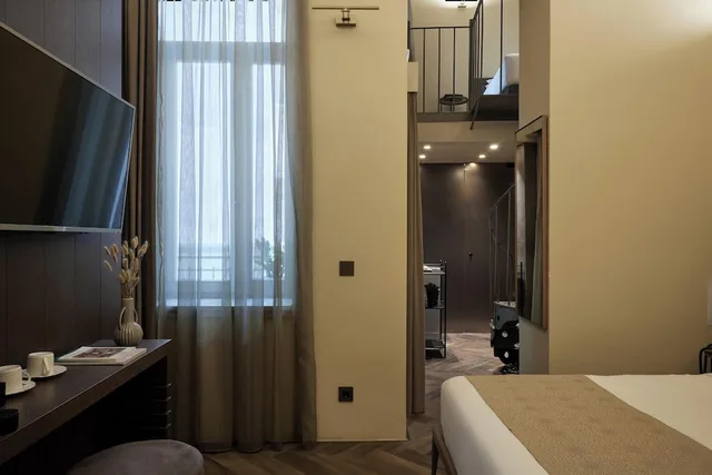 Athenian, Classic, Queen Bed، Athens 1890 Boutique Hotel & Spa 6/6