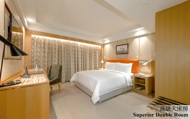 غرفة سوبيريور بسرير كوين، Royal Dragon Hotel 5/10