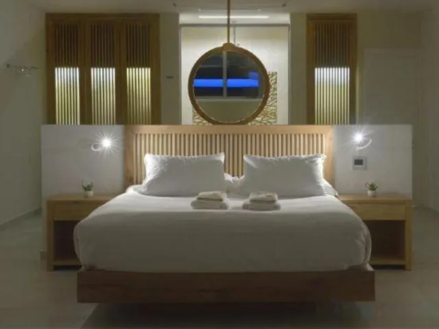 Luxury, Suite, Queen Bed, Beach Front, Outdoor Jetted Tub، Anax Resort and Spa 3/7