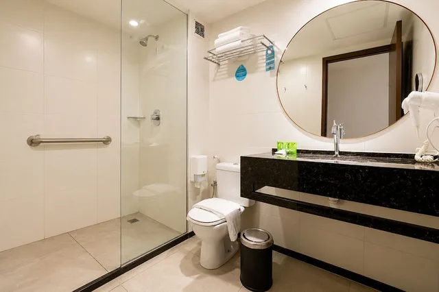Life, Triple, 1 Double and 1 Single Bed, Partial Sea View, Kitchen، Ritz Suites Grand Hotel Boutique 8/9