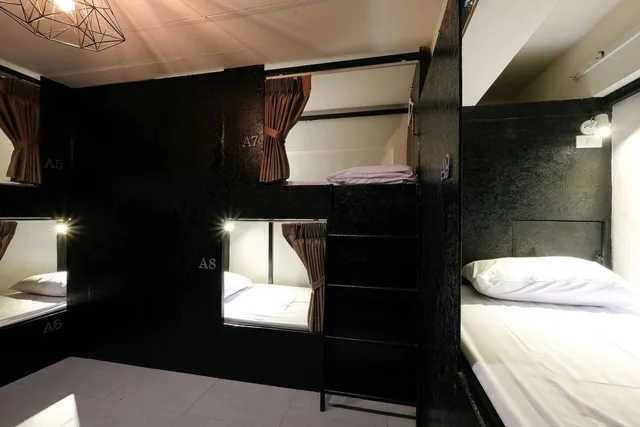 Private, Mixed Dorm, 6 Beds، Salee Hostel 5/5