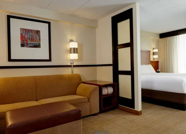 غرفة قياسية بسرير كينج، Hyatt Place Memphis/Germantown 3/9