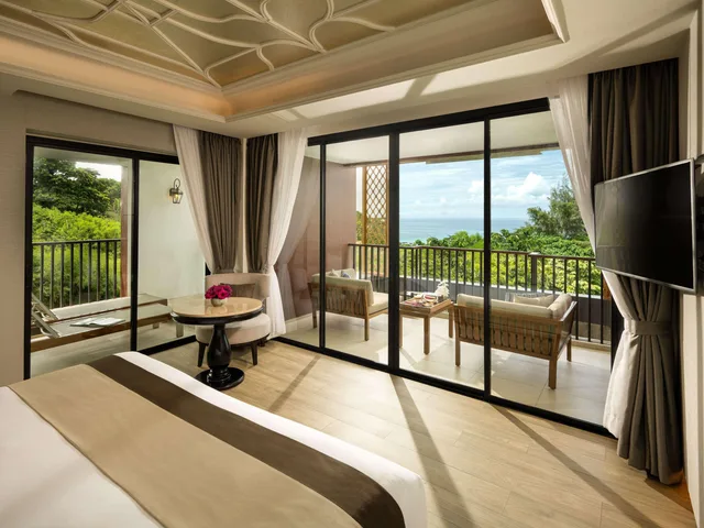 جناح ديلوكس بسرير كينج بإطلالة على الجبل، Avista Grande Phuket Karon MGallery 2/10