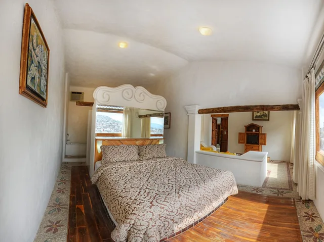 جناح سوبيريور بسريرين كينج، Posada de La Mision Taxco 4/9