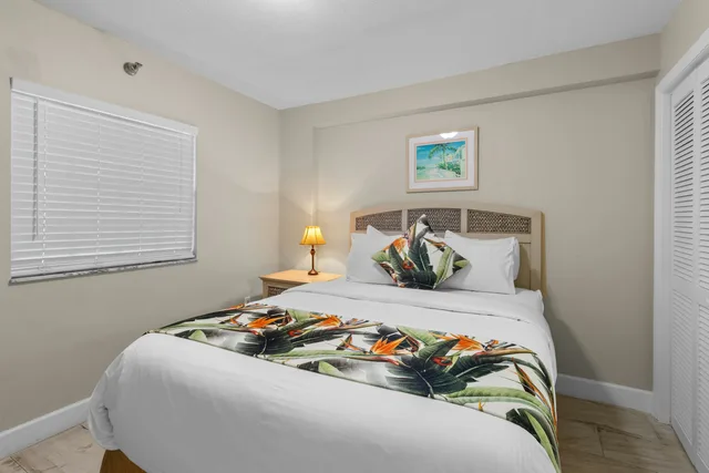 Suite, Partial Ocean View, Ocean Pointe Suites Hotel 1/4