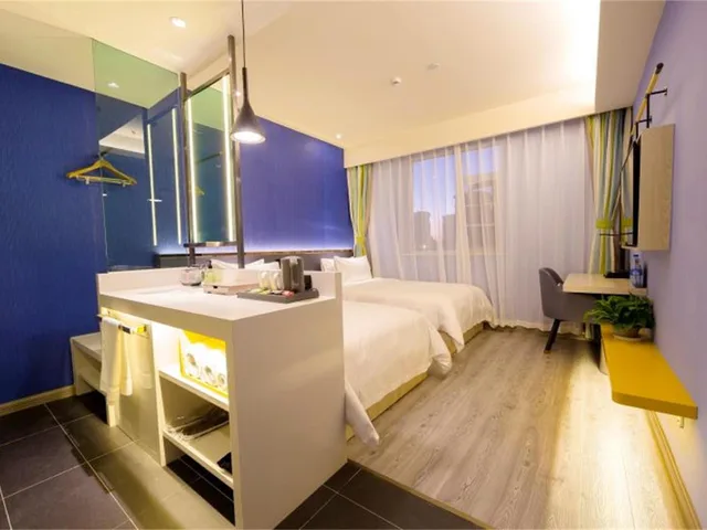 Business, Twin Beds, Ibis Styles Beijing Capital Airport 2/2