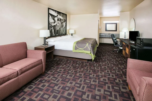 Room, Queen Bed, Smoking, Accessible, Super 8 by Wyndham Oklahoma Airport Fairgrounds West 2/3