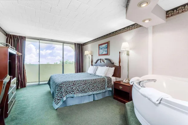 جناح بسرير كينج، Days Inn by Wyndham Tannersville 2/2