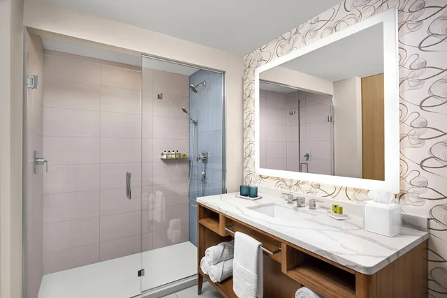 Classic, 2 Queen Beds, City View, Intercontinental San Diego 4/5