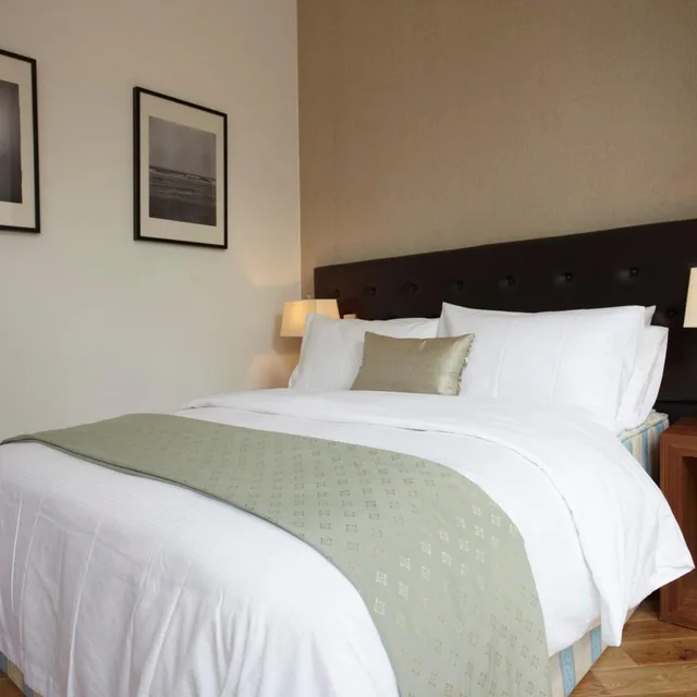 Deluxe, Suite, Sofa, Presidential Apartments - Kensington 5/7
