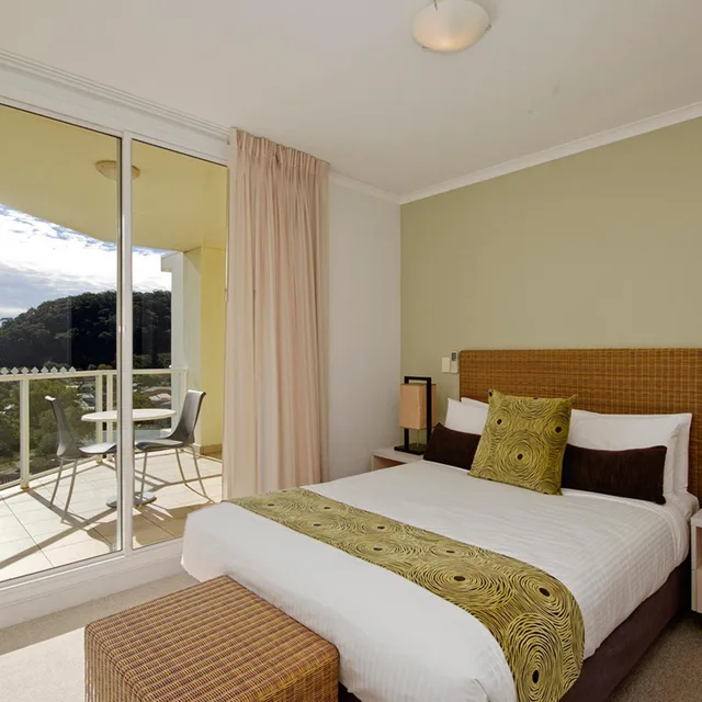 2 Bedrooms, Suite, 1 Queen and 1 Double Bed, Hinterland Town View, Sofa، Mantra Ettalong Beach 1/7