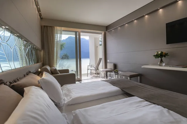 Junior Suite, Double Bed, Partial Lake View، Park Hotel Imperial Centro Tao Natural Medical Spa 1/10