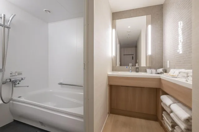 غرفة رباعية بسرير كوين، HOTEL JAL CITY HANEDA TOKYO WEST WING 3/3