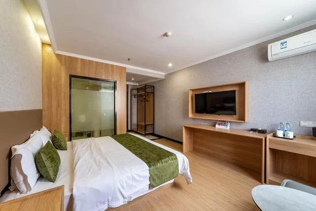 غرفة بسرير كينج، GreenTree Inn Jiangsu Suzhou Kunshan Beimen Road Express Hotel 2/2