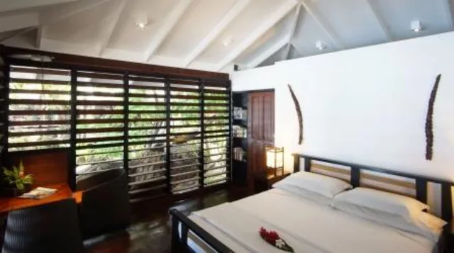 King Bed, Beach Front، Barrier Beach Resort - Adults Only 1/2