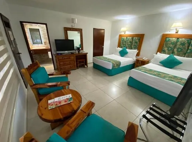 جناح جونيور بسريرين مزدوجين، Hotel Quinta las Flores 2/8
