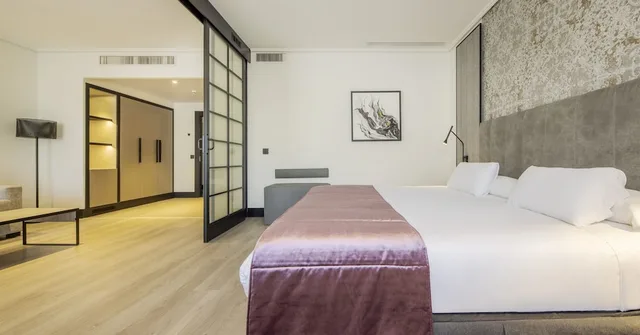 Premium, Suite, Queen Bed, Ilunion Alcora Sevilla 3/8