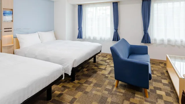 غرفة ديلوكس بسريرين منفصلين للمدخنين، Toyoko Inn Osaka Namba 1/2